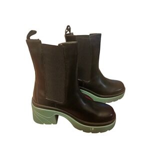 Room of Fashion YORK-01 Womens Chelsea Boots Black Sage Green Lug Sole Platform